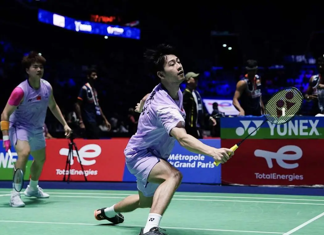 entit, 铿先后拿到