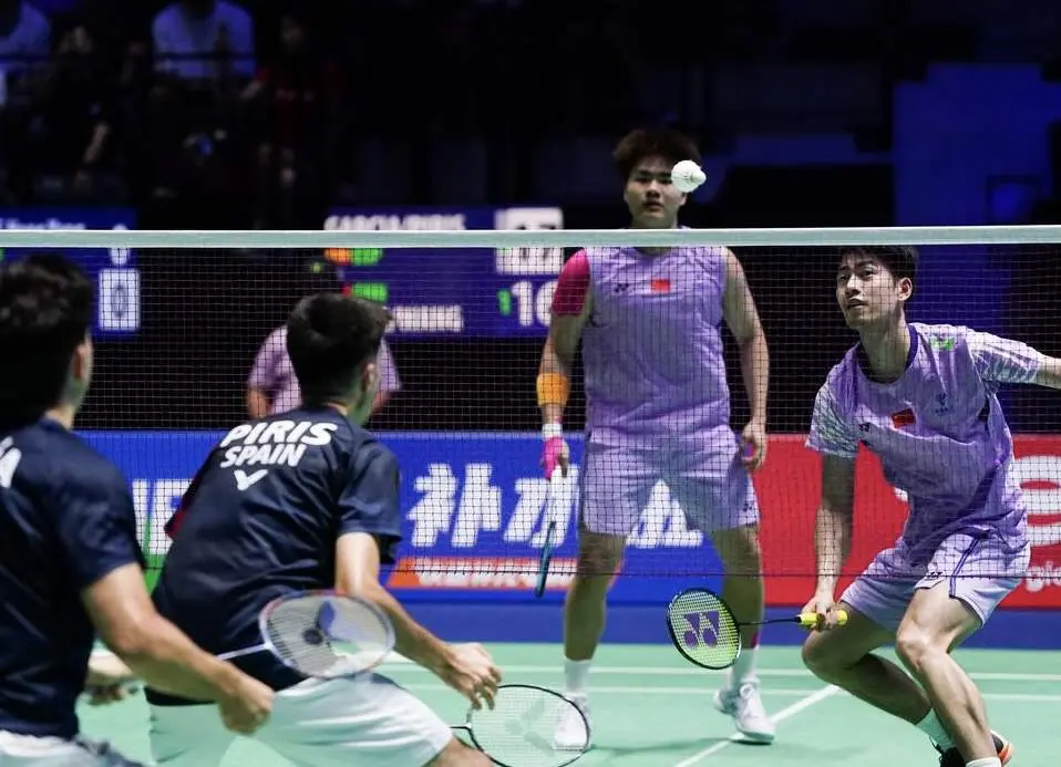 两人逐渐失, 让国羽男双