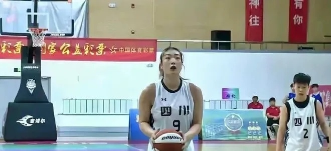 篮球员韩旭 篮球员韩旭