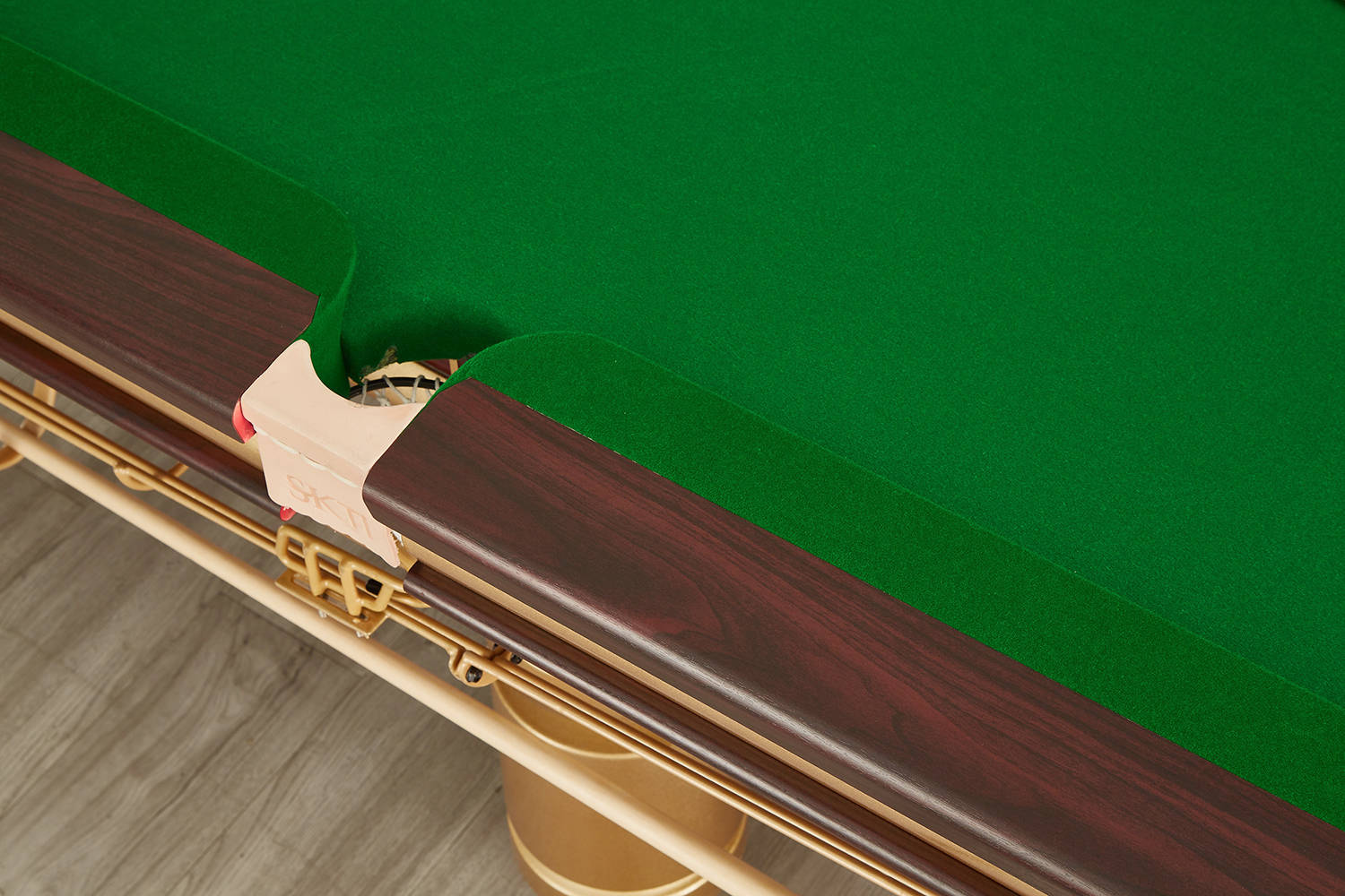 虽然这些服, 皇爵提供全, 能满足家庭 虽然这些服, 皇爵提供全, 能满足家庭