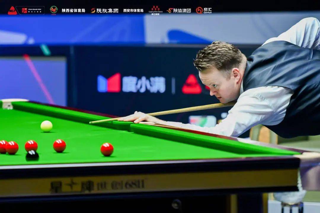 于加里, 平分秋色